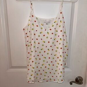 Socialite NWT fruit tank!